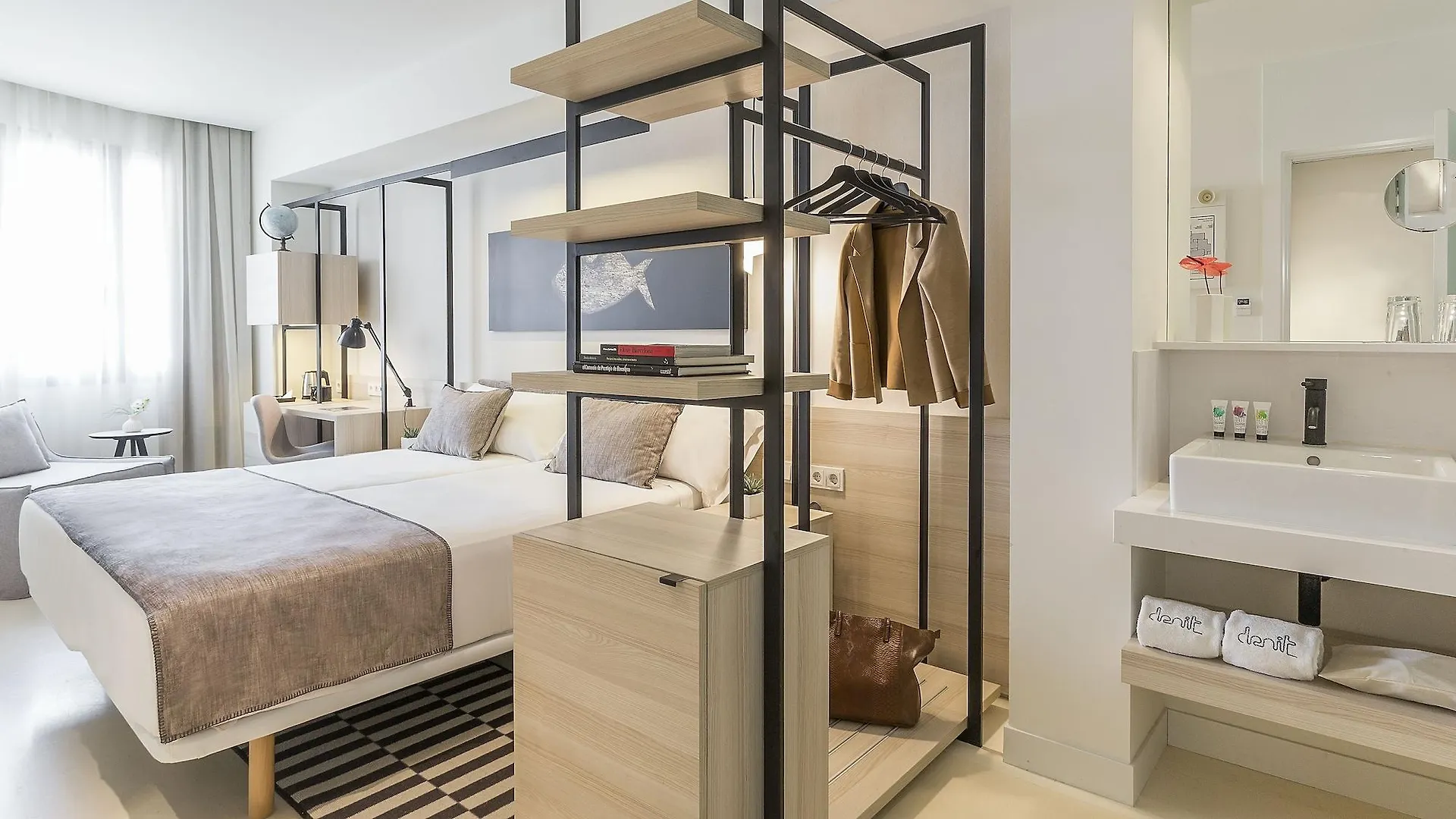 Hotel Denit Barcelona 3*,  Spain