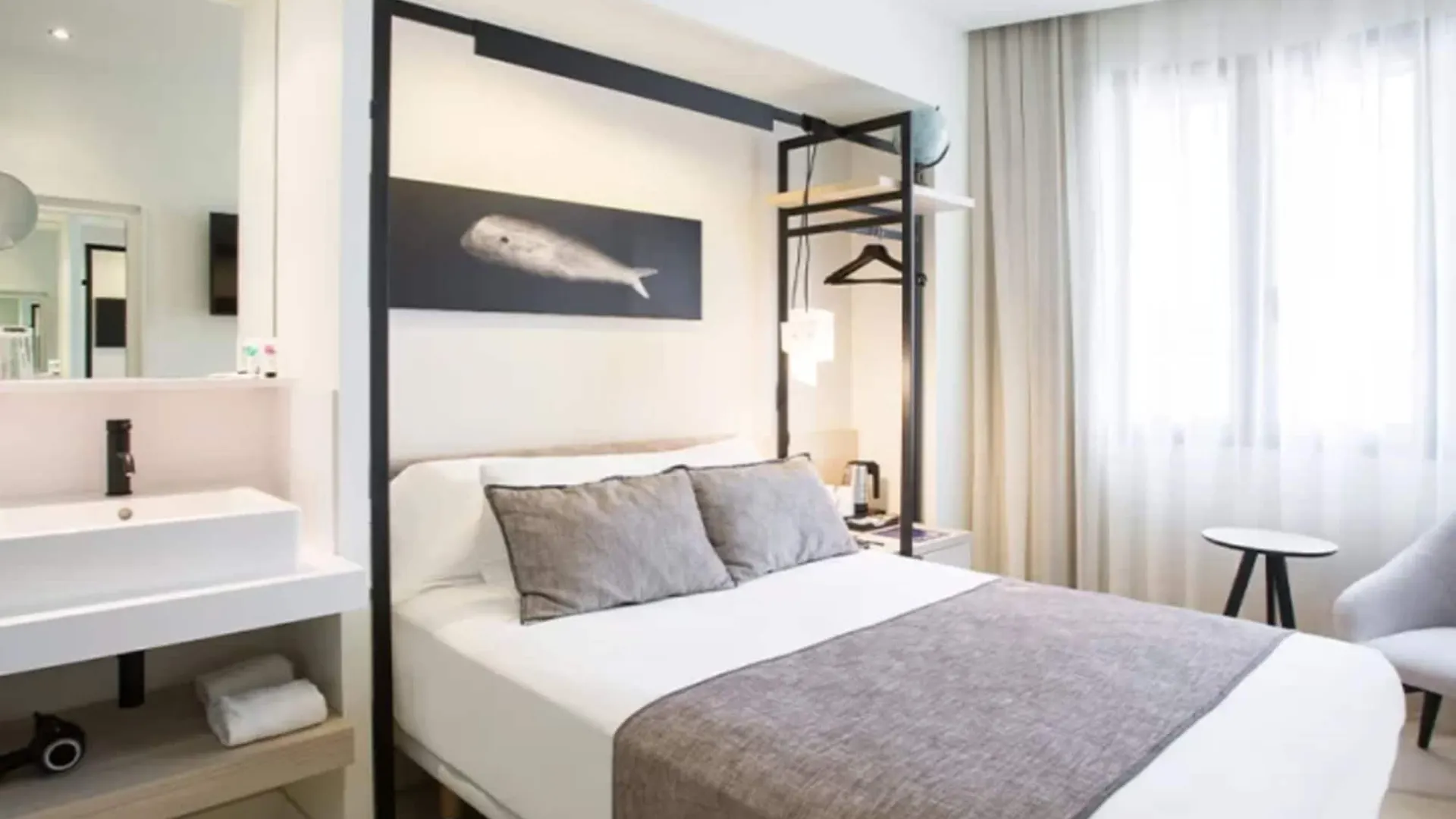 Hotel Denit Barcelona 3*,