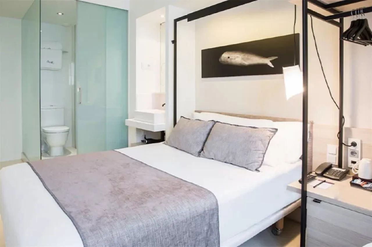 Hotel Denit Barcelona 3*,